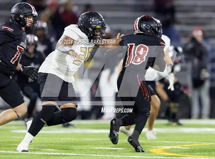 Thumbnail 2 in Hillcrest vs. Kaufman (UIL 5A DII Bi-District Playoff) photogallery.