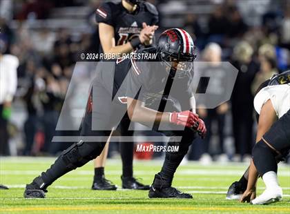 Thumbnail 1 in Hillcrest vs. Kaufman (UIL 5A DII Bi-District Playoff) photogallery.