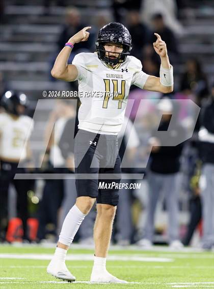Thumbnail 2 in Hillcrest vs. Kaufman (UIL 5A DII Bi-District Playoff) photogallery.