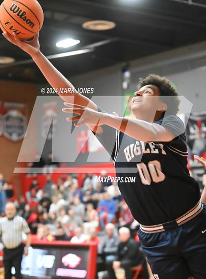 Thumbnail 3 in Ironwood vs. Higley (AIA 5A Semifinal) photogallery.