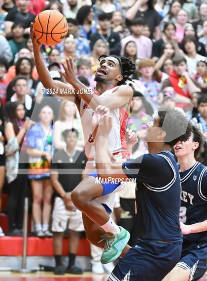 Thumbnail 3 in Ironwood vs. Higley (AIA 5A Semifinal) photogallery.