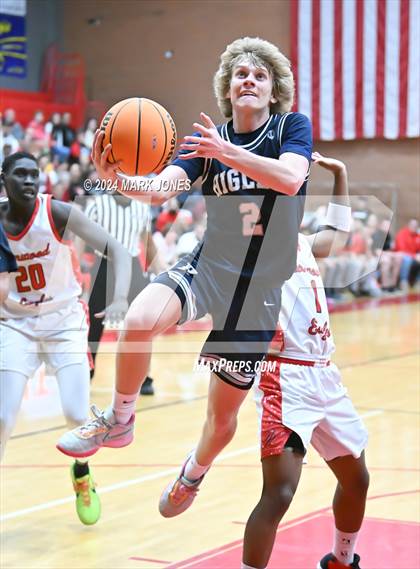 Thumbnail 1 in Ironwood vs. Higley (AIA 5A Semifinal) photogallery.
