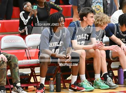 Thumbnail 2 in Ironwood vs. Higley (AIA 5A Semifinal) photogallery.