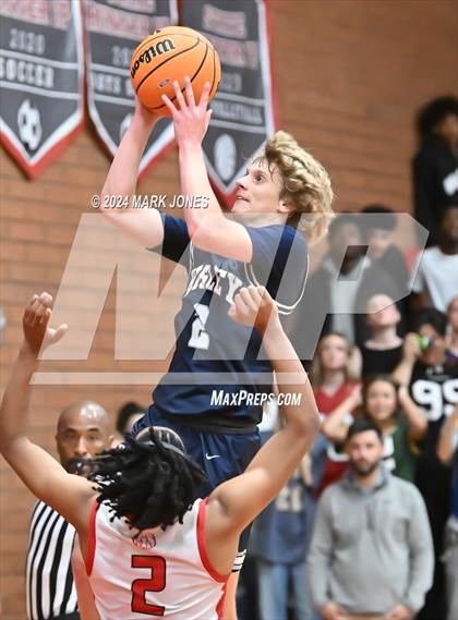 Thumbnail 3 in Ironwood vs. Higley (AIA 5A Semifinal) photogallery.
