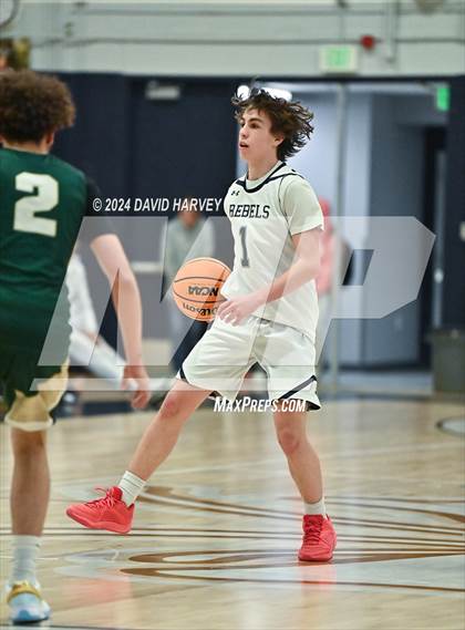 Thumbnail 2 in Bear Creek vs Columbine photogallery.