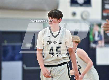 Thumbnail 3 in Bear Creek vs Columbine photogallery.