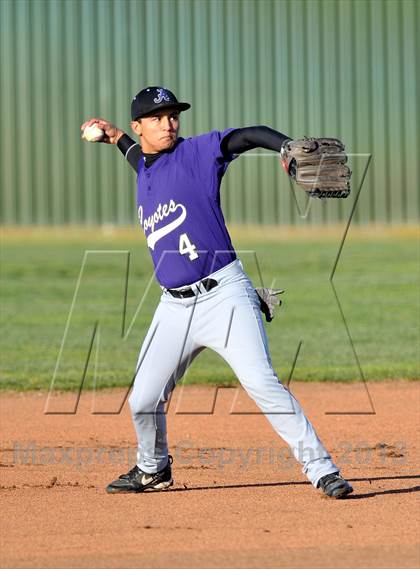 Thumbnail 3 in Anna vs Van Alstyne (Pottsboro Tournament) photogallery.
