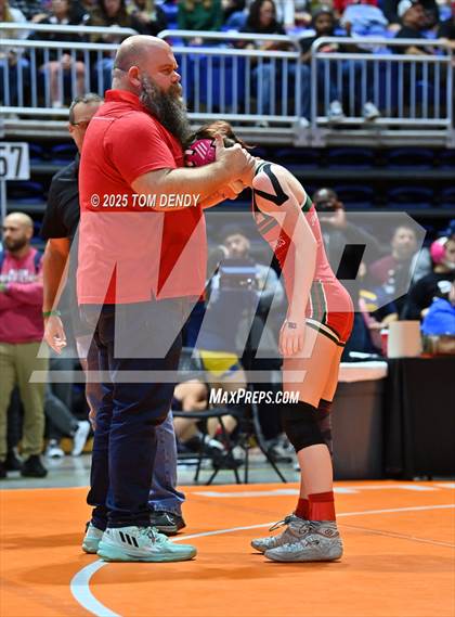 Thumbnail 1 in UIL Wrestling 5A-6A Finals (Round 4) photogallery.