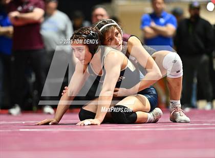 Thumbnail 2 in UIL Wrestling 5A-6A Finals (Round 4) photogallery.