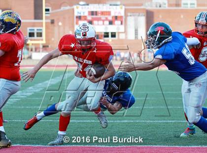 Thumbnail 1 in 2016 Don Raabe Big 30 Charities All Star Classic photogallery.