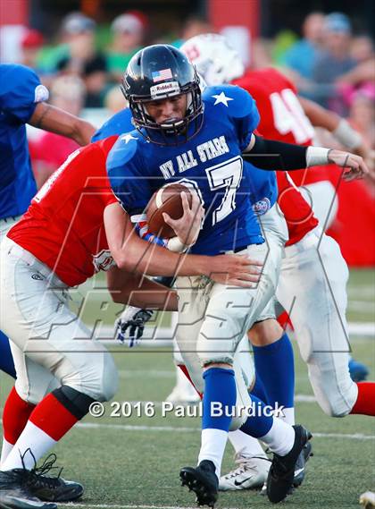 Thumbnail 1 in 2016 Don Raabe Big 30 Charities All Star Classic photogallery.