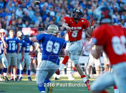 Thumbnail 2 in 2016 Don Raabe Big 30 Charities All Star Classic photogallery.