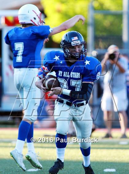 Thumbnail 3 in 2016 Don Raabe Big 30 Charities All Star Classic photogallery.
