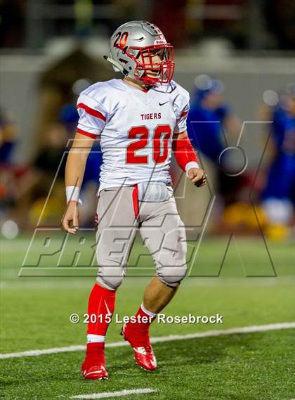 Thumbnail 3 in Bremond vs Bruni (UIL 2A Quarterfinal Playoffs) photogallery.