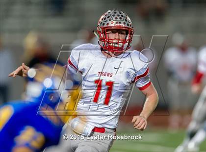Thumbnail 3 in Bremond vs Bruni (UIL 2A Quarterfinal Playoffs) photogallery.