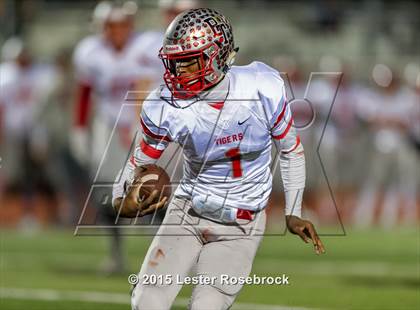 Thumbnail 3 in Bremond vs Bruni (UIL 2A Quarterfinal Playoffs) photogallery.