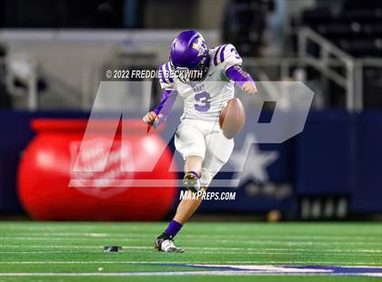 Thumbnail 1 in Mart vs. Albany (UIL 2A D2 Final) photogallery.