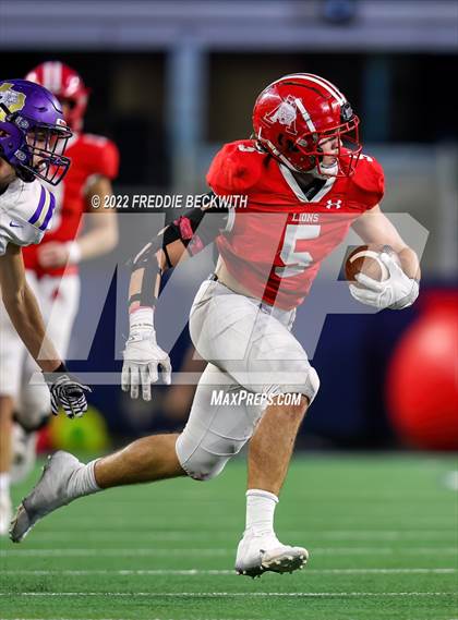 Thumbnail 3 in Mart vs. Albany (UIL 2A D2 Final) photogallery.