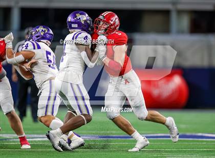 Thumbnail 1 in Mart vs. Albany (UIL 2A D2 Final) photogallery.