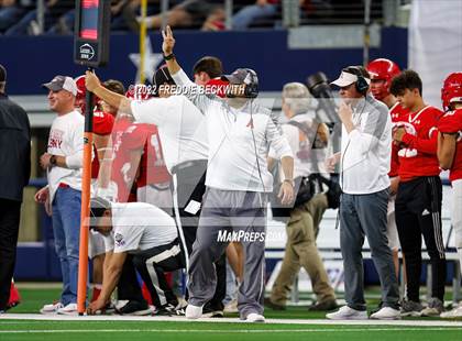 Thumbnail 2 in Mart vs. Albany (UIL 2A D2 Final) photogallery.