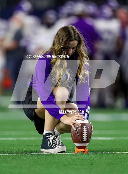 Thumbnail 3 in Mart vs. Albany (UIL 2A D2 Final) photogallery.