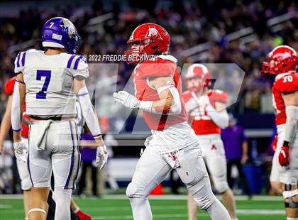 Thumbnail 3 in Mart vs. Albany (UIL 2A D2 Final) photogallery.