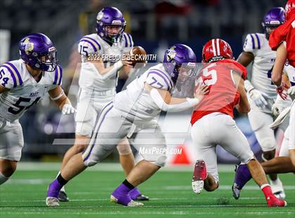 Thumbnail 1 in Mart vs. Albany (UIL 2A D2 Final) photogallery.