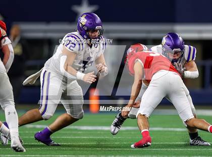 Thumbnail 3 in Mart vs. Albany (UIL 2A D2 Final) photogallery.