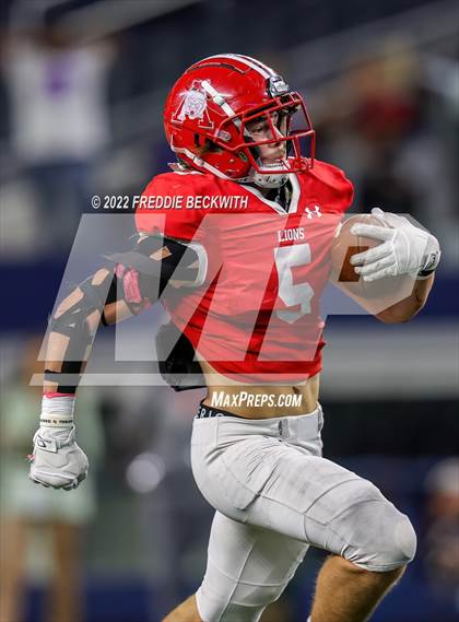 Thumbnail 1 in Mart vs. Albany (UIL 2A D2 Final) photogallery.