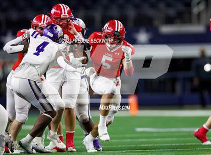 Thumbnail 2 in Mart vs. Albany (UIL 2A D2 Final) photogallery.