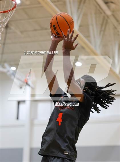 Thumbnail 3 in Douglass vs. North Little Rock (Hoopin on the Hill) photogallery.