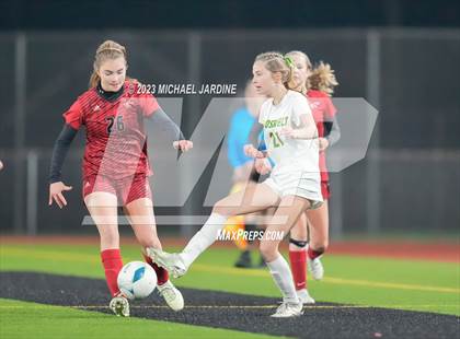 Thumbnail 3 in Roosevelt vs Lincoln (WIAA 3A Semifinal) photogallery.