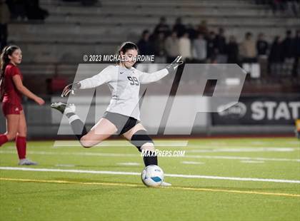 Thumbnail 2 in Roosevelt vs Lincoln (WIAA 3A Semifinal) photogallery.
