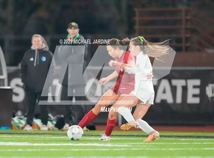 Thumbnail 1 in Roosevelt vs Lincoln (WIAA 3A Semifinal) photogallery.