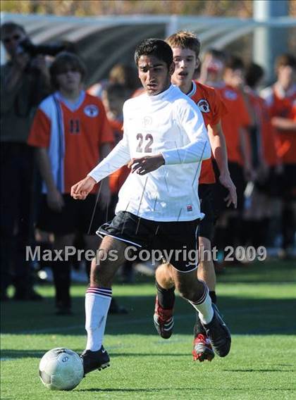 Thumbnail 2 in Derryfield vs Lisbon (NHIAA Class S Final) photogallery.