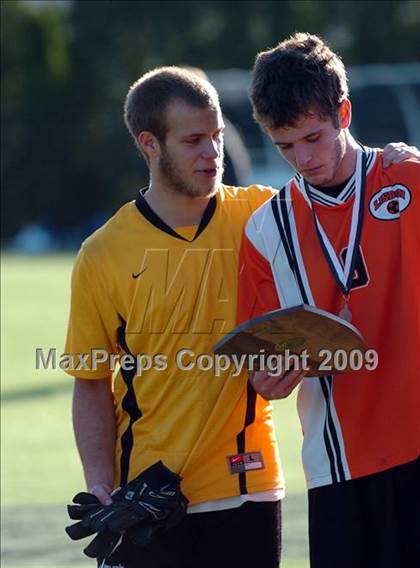 Thumbnail 1 in Derryfield vs Lisbon (NHIAA Class S Final) photogallery.