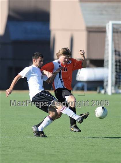 Thumbnail 1 in Derryfield vs Lisbon (NHIAA Class S Final) photogallery.