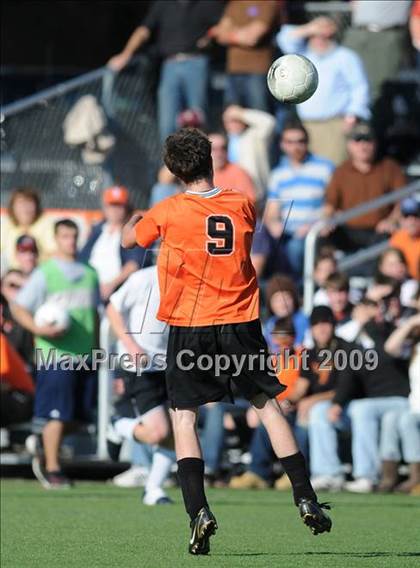 Thumbnail 2 in Derryfield vs Lisbon (NHIAA Class S Final) photogallery.