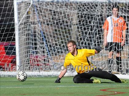 Thumbnail 3 in Derryfield vs Lisbon (NHIAA Class S Final) photogallery.