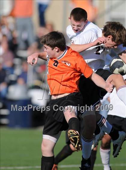 Thumbnail 3 in Derryfield vs Lisbon (NHIAA Class S Final) photogallery.