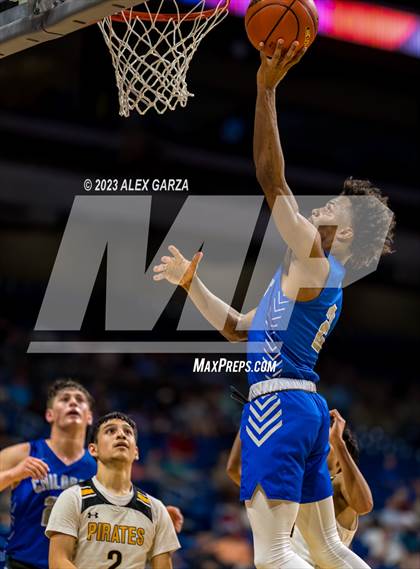 Thumbnail 2 in Lytle vs Childress (UIL 3A Basketball Semifinal) photogallery.