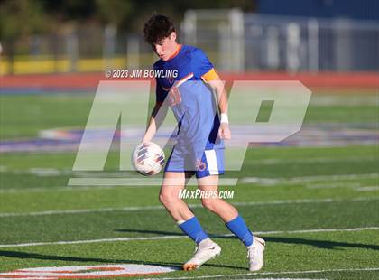 Thumbnail 3 in Decatur Eisenhower vs. St. Teresa photogallery.