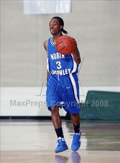 Thumbnail 3 in Kingwood vs. North Crowley (McDonald's Texas Invitational) photogallery.
