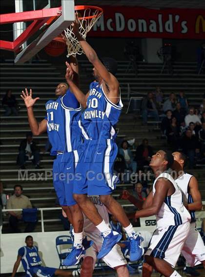 Thumbnail 2 in Kingwood vs. North Crowley (McDonald's Texas Invitational) photogallery.