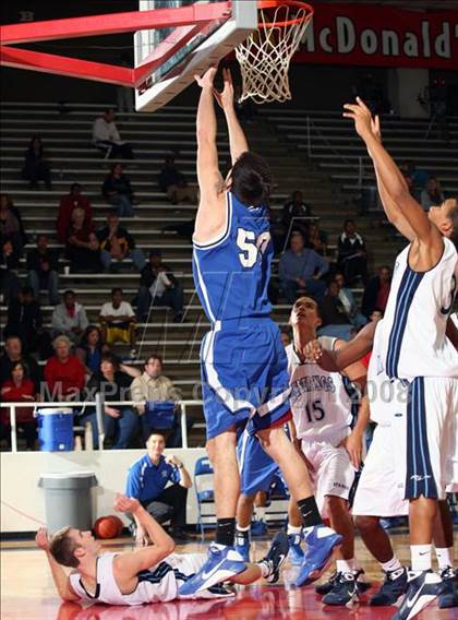 Thumbnail 1 in Kingwood vs. North Crowley (McDonald's Texas Invitational) photogallery.