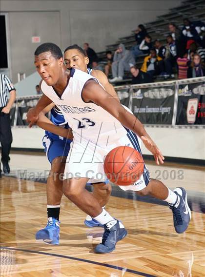 Thumbnail 1 in Kingwood vs. North Crowley (McDonald's Texas Invitational) photogallery.
