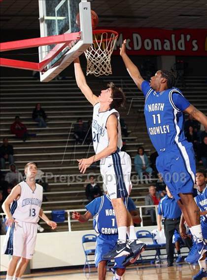 Thumbnail 3 in Kingwood vs. North Crowley (McDonald's Texas Invitational) photogallery.