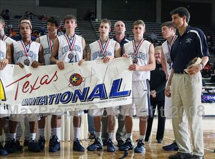 Thumbnail 2 in Kingwood vs. North Crowley (McDonald's Texas Invitational) photogallery.