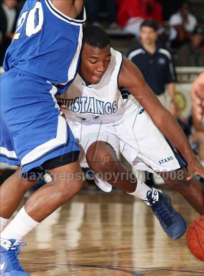 Thumbnail 2 in Kingwood vs. North Crowley (McDonald's Texas Invitational) photogallery.