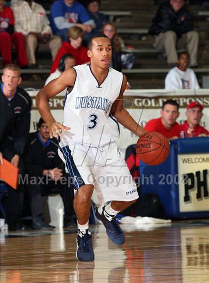 Thumbnail 3 in Kingwood vs. North Crowley (McDonald's Texas Invitational) photogallery.